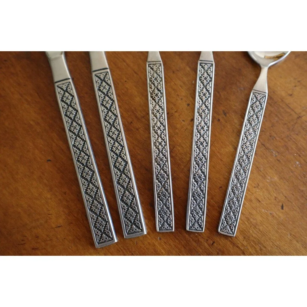 VOGUE Rogers International Silver Stainless Geometric Black Mixed Lot Knife Spoo